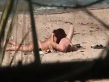  Hidden Cam Catches This Couple On The Beach Giving Head And Fucking 