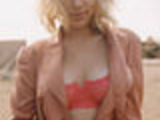 Scarlett Johansson And Her HUGE Breast !